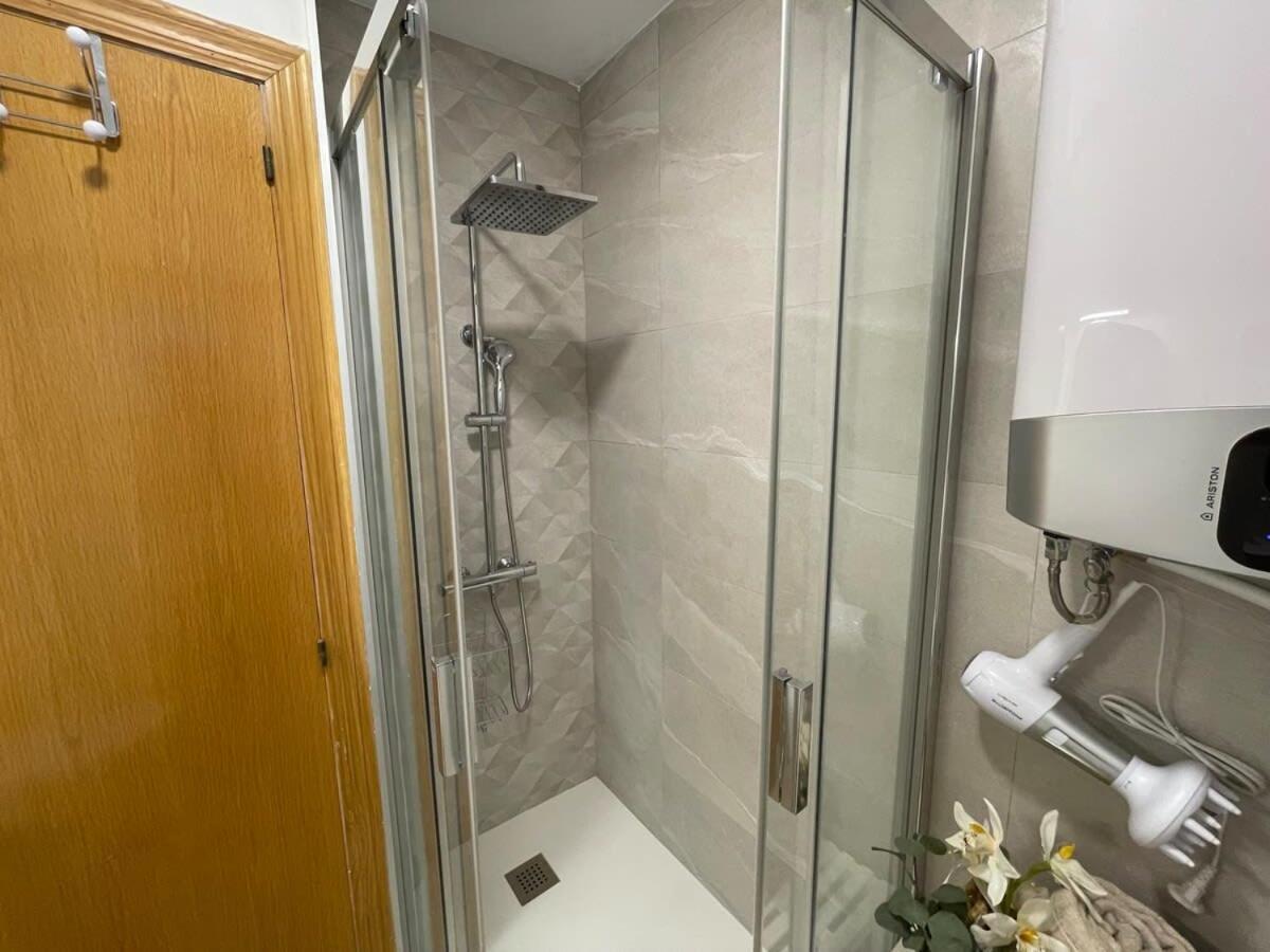 Coqueto Apartamento En El Centro De サンタンデール エクステリア 写真