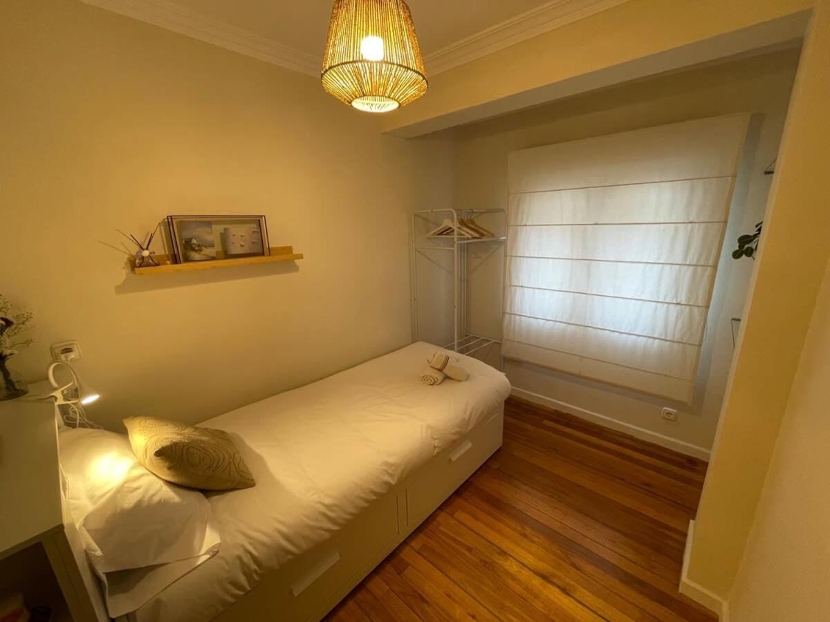 Coqueto Apartamento En El Centro De サンタンデール エクステリア 写真