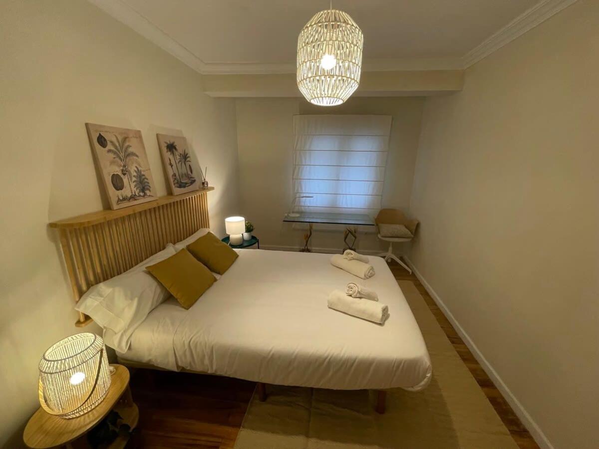 Coqueto Apartamento En El Centro De サンタンデール エクステリア 写真