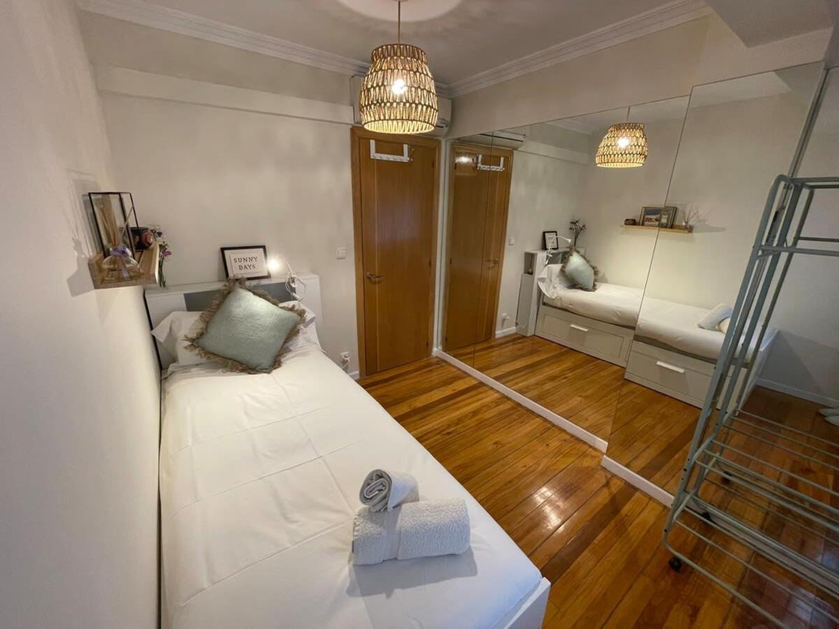 Coqueto Apartamento En El Centro De サンタンデール エクステリア 写真