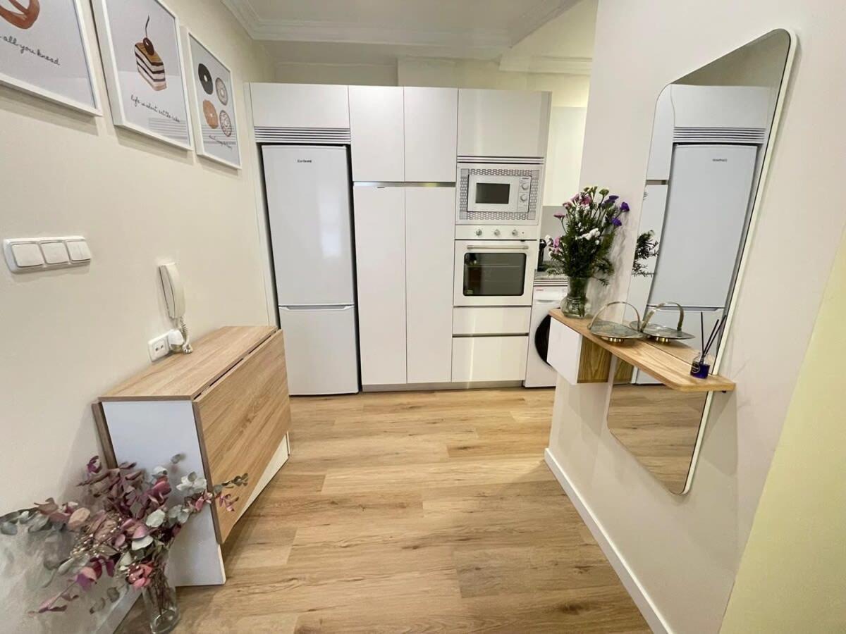 Coqueto Apartamento En El Centro De サンタンデール エクステリア 写真